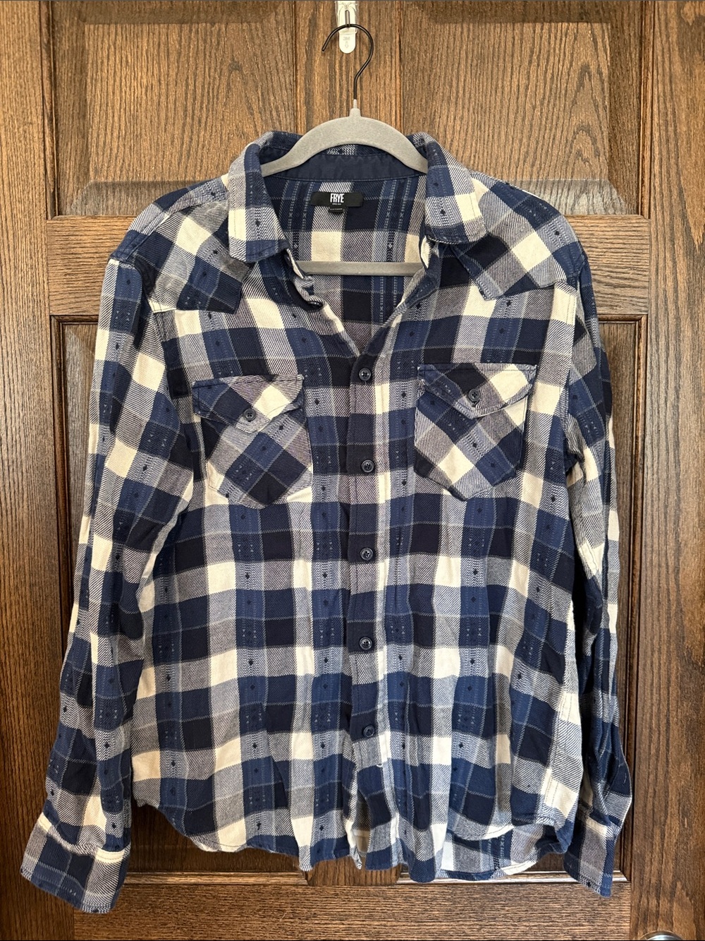 Frye Navy and White Plaid Casual Button-Down Flannel Shirt Size Medium